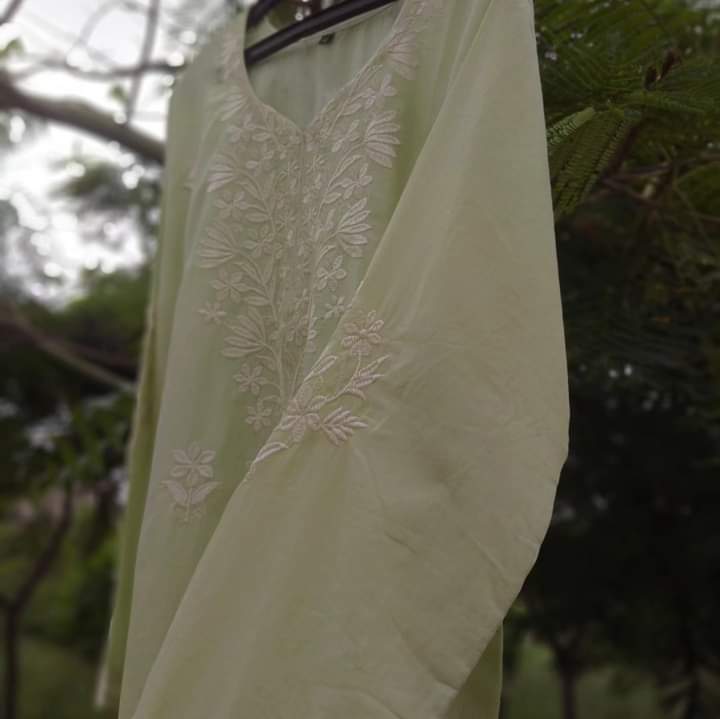 Chikankari kurta
