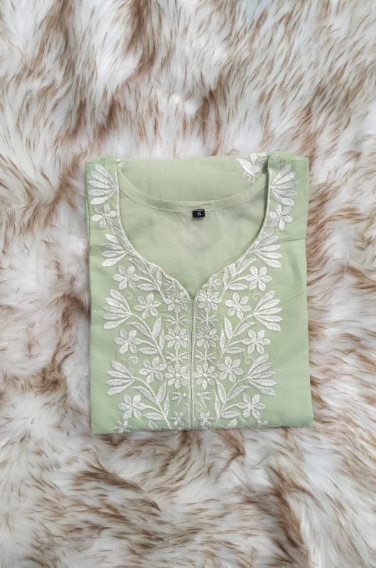 Chikankari kurta