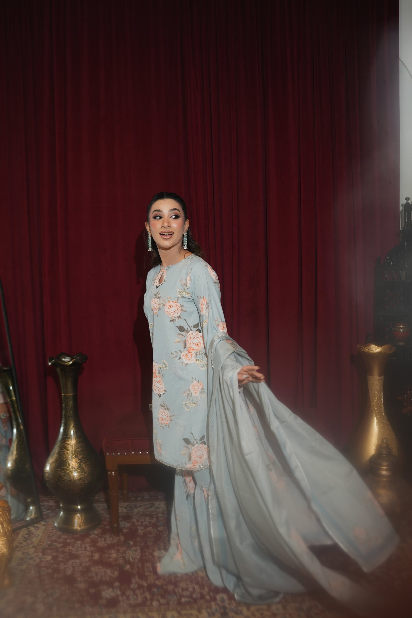 Suno Chanda - Gharara set