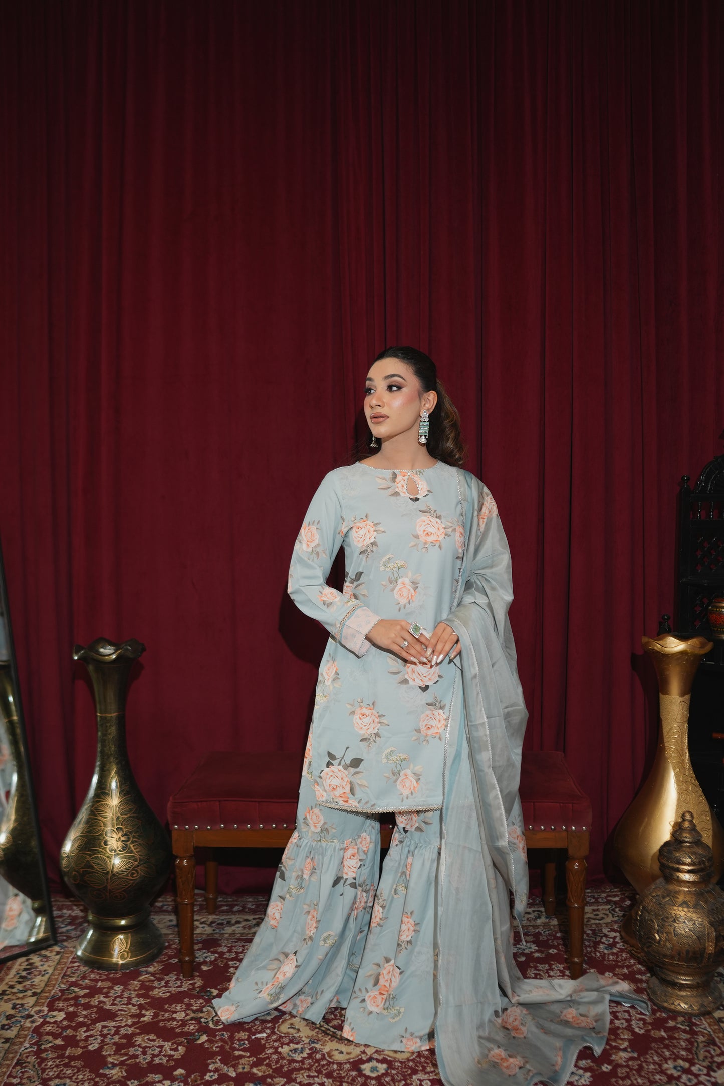 Suno Chanda - Gharara set