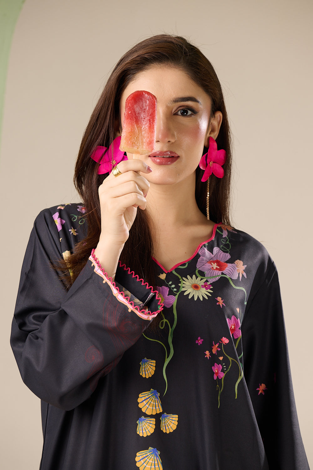 Black Kaftan