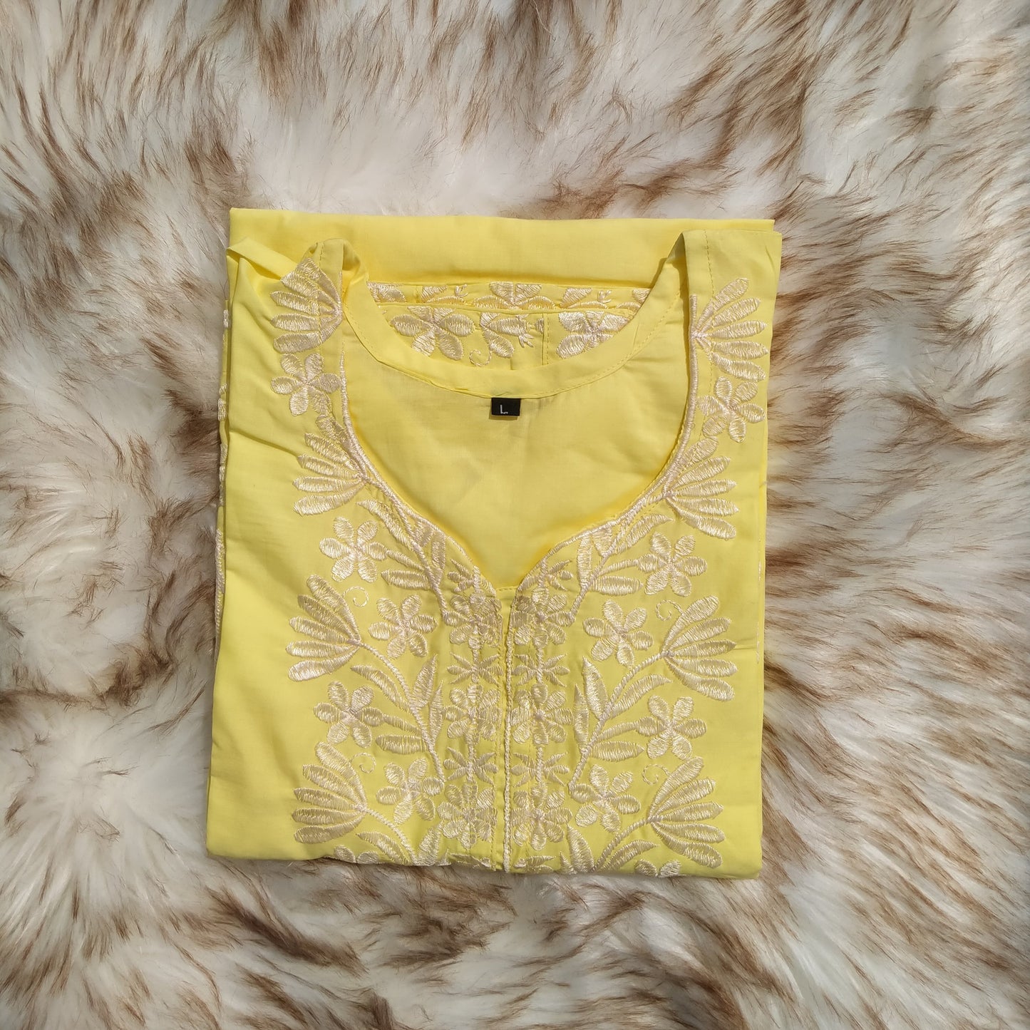 Chikankari kurta